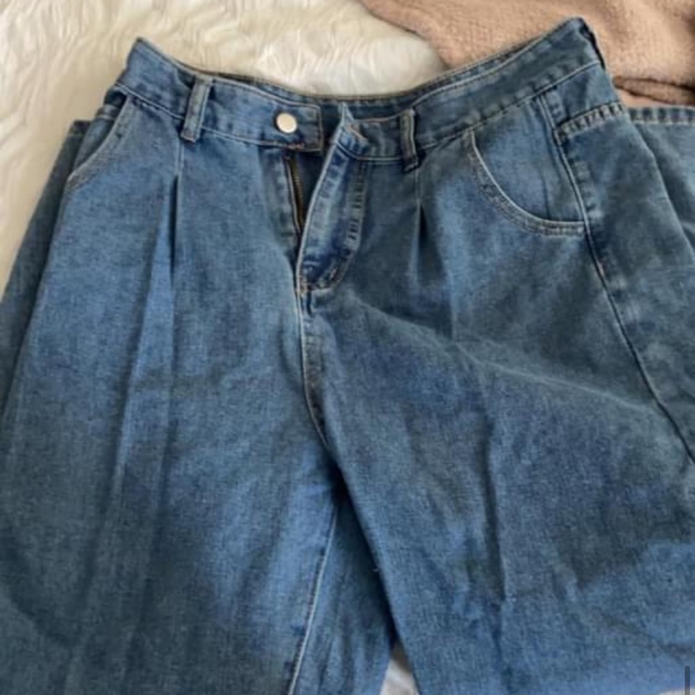 Mom jeans!